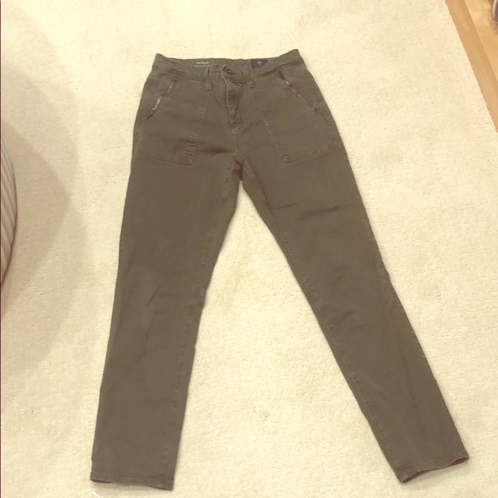 AG Kinsley in camp green Size 28